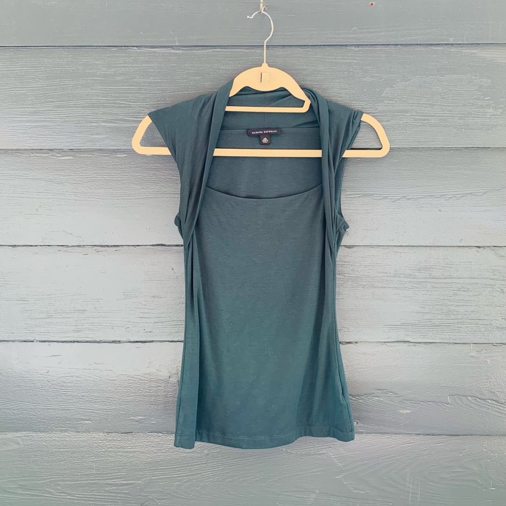 Upscale Tank - image 1